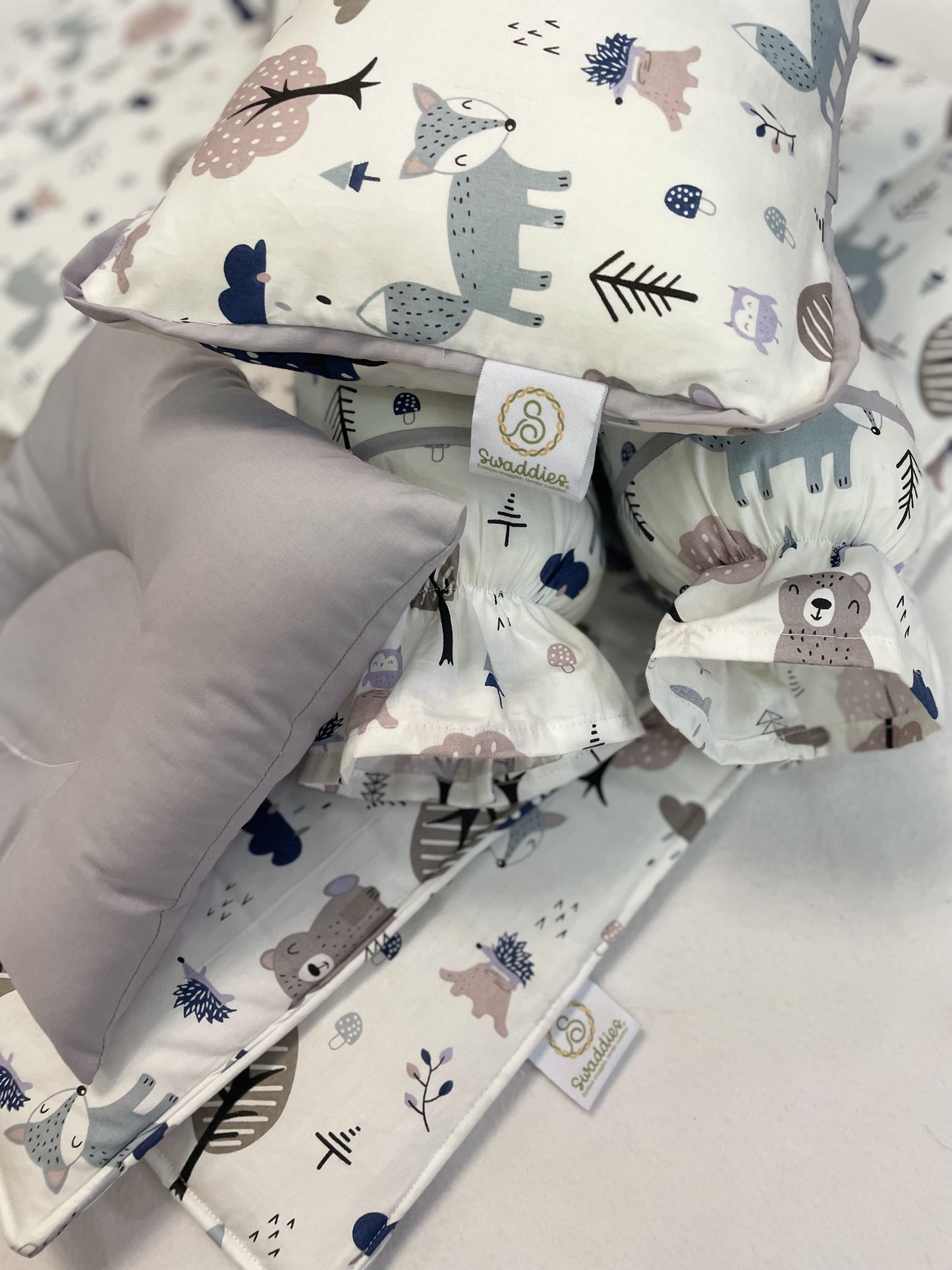 8pc Premium Crib Bedding Set