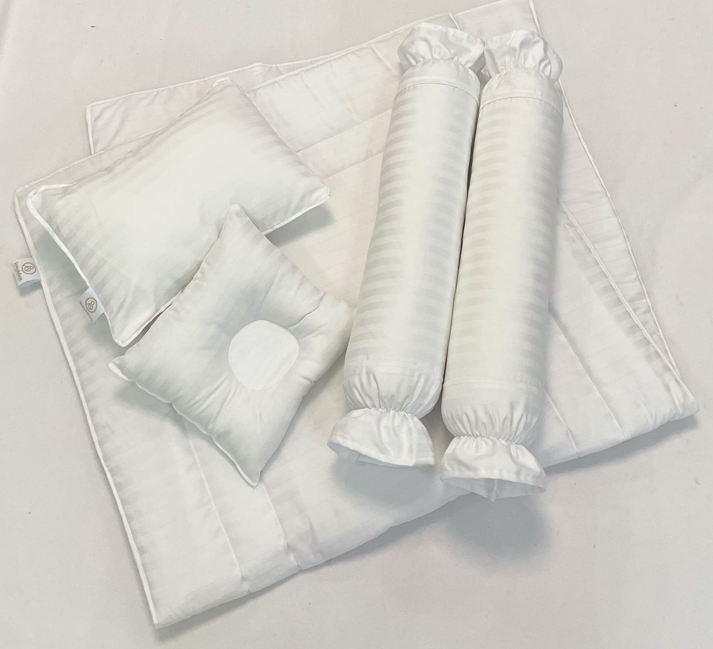 8pc Premium Crib Bedding Set
